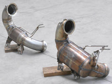 Load image into Gallery viewer, Mercedes AMG A45 Turbo downpipe with 100 cell sport catalyst from 2019
