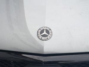 black mercedes bonnet emblem