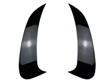 Carica l&#39;immagine nel visualizzatore di Gallery, Mercedes W206 C Class Saloon Sedan AMG Rear Flics Canards Set Gloss Black
