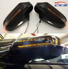 Afbeelding in Gallery-weergave laden, Mercedes R171 SLK Arrow Style LED Mirror covers Bright Silver Metallic 775U