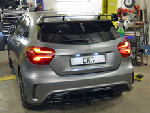 Afbeelding in Gallery-weergave laden, AMG A45 Diffuser facelift