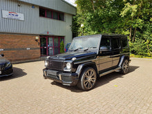 Carica l&#39;immagine nel visualizzatore di Gallery, G63 Brabus Spoiler Lip with LED Daytime Running Lamps