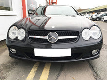 Load image into Gallery viewer, SL R230 Grille