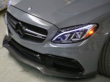 Indlæs billede til gallerivisning C63 AMG Carbon Fiber Front Splitter