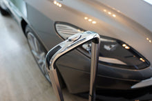 Carica l&#39;immagine nel visualizzatore di Gallery, Aston Martin DB11 Coupe Luggage Baggage Set 5pcs