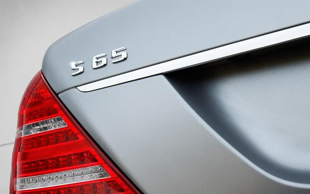 S65 Boot lid badge